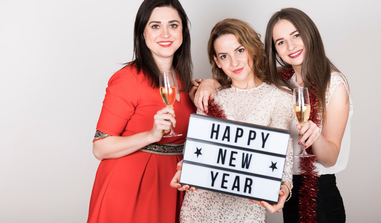 Happy New Year Blessings: Share Messages with Friends